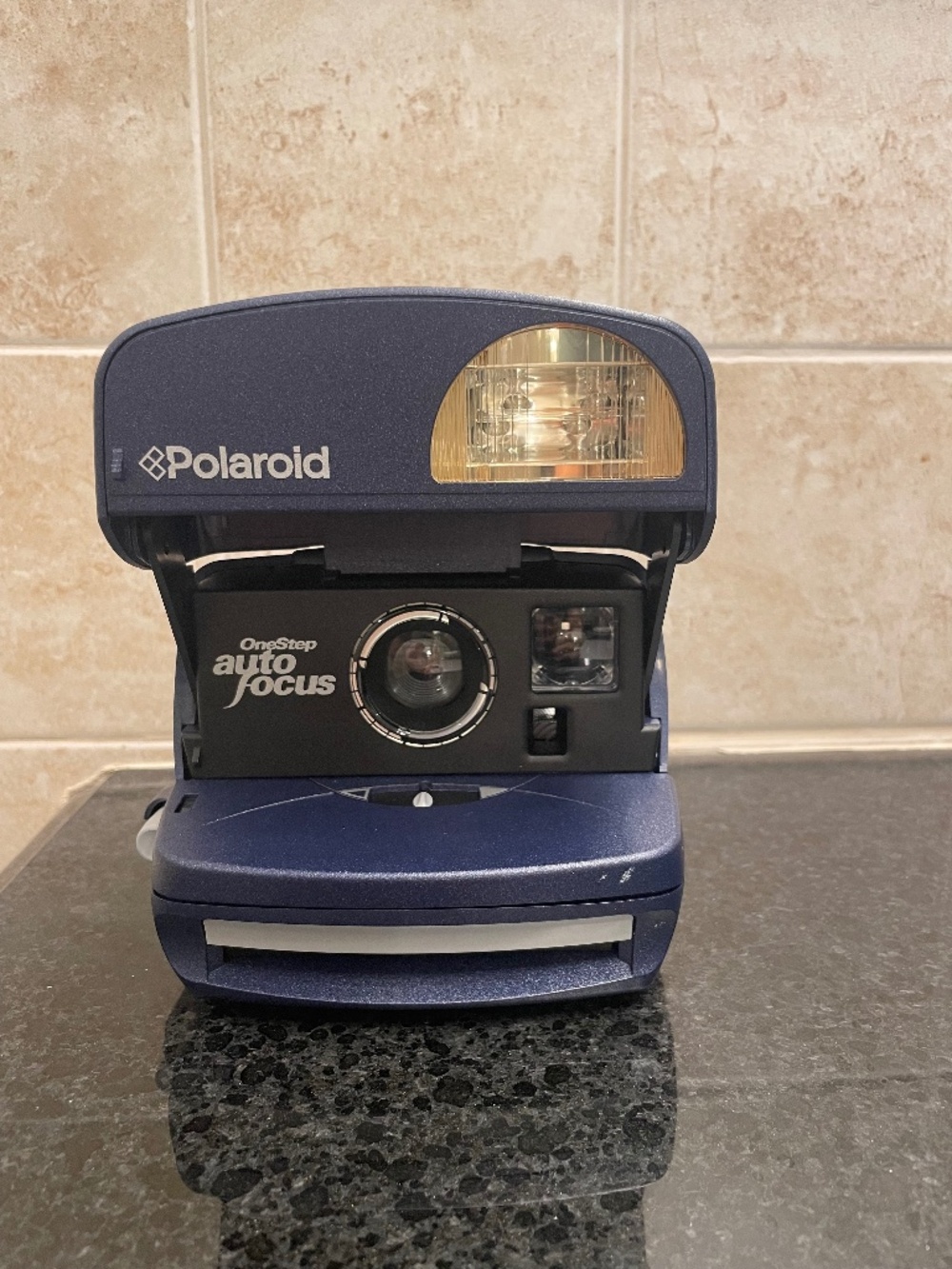 Vintage Polaroid Camera  One Step Auto Focus 600 SE
